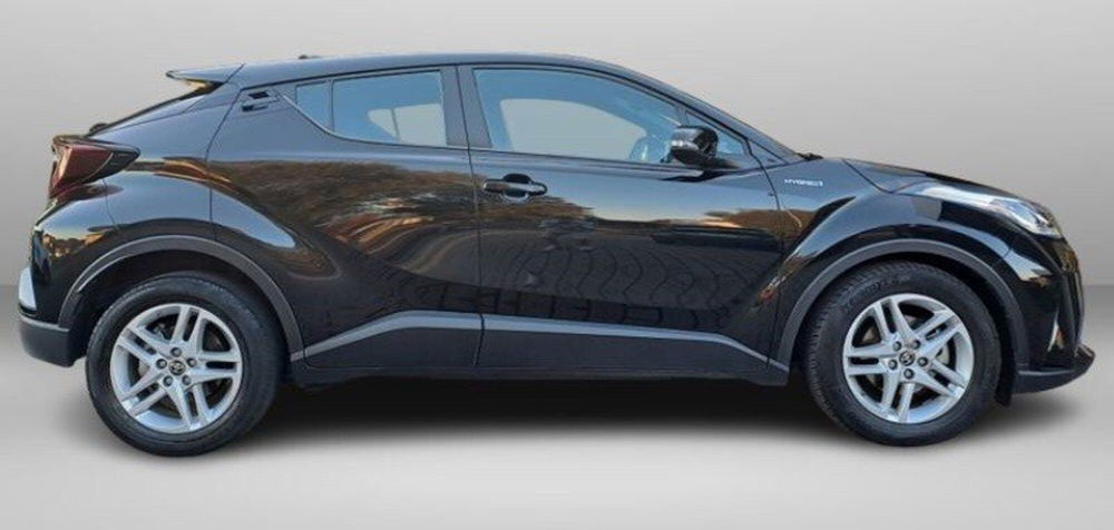 Toyota Toyota C-HR usata a Lecco (6)