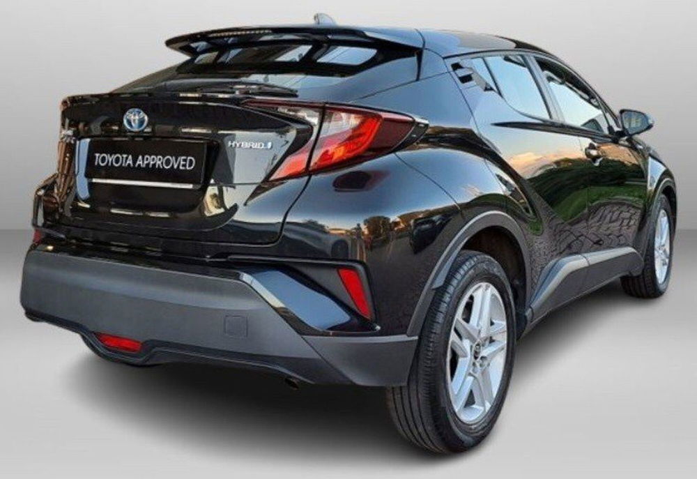 Toyota Toyota C-HR usata a Lecco (7)