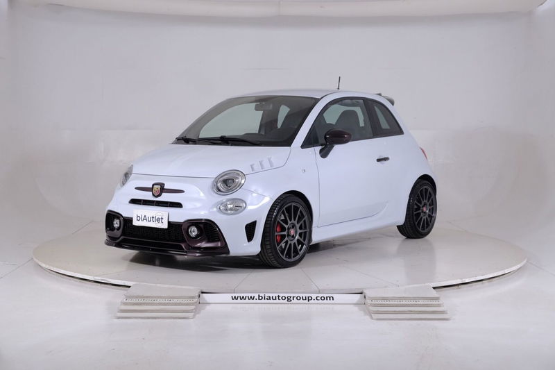 Abarth 695 1.4 t-jet 180cv del 2019 usata a Settimo Torinese