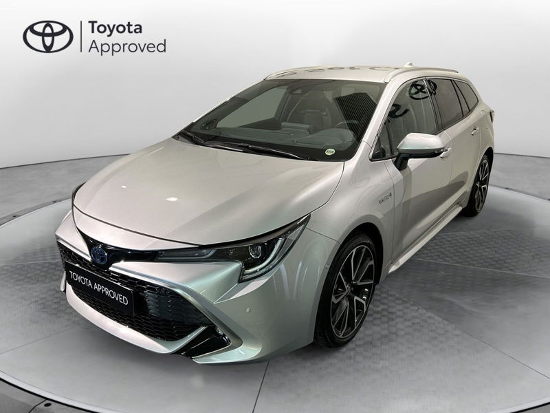 Toyota Corolla Touring Sports 2.0 Hybrid Lounge  del 2021 usata a Milano