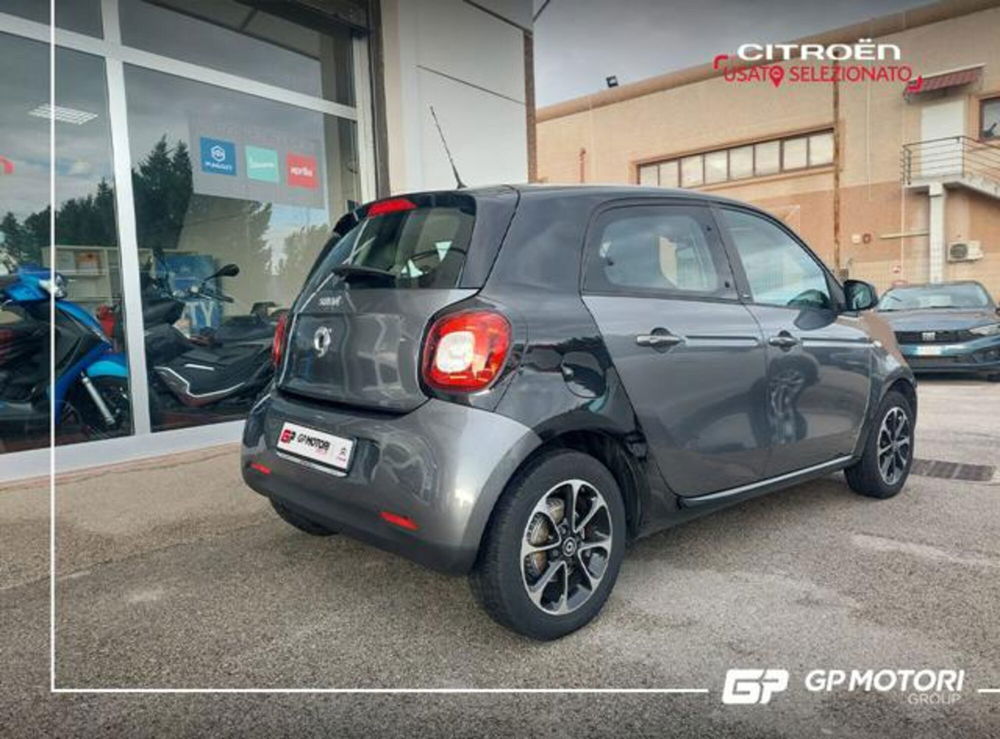 smart forfour usata a Caserta (4)