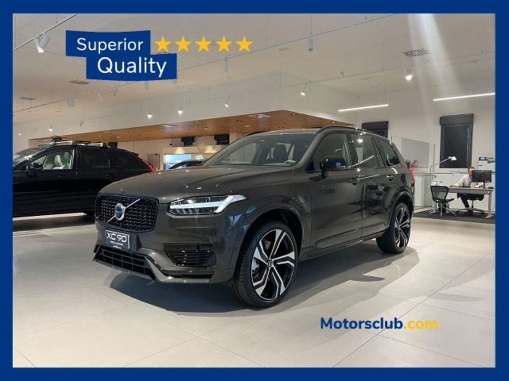 Volvo XC90 nuova a Modena