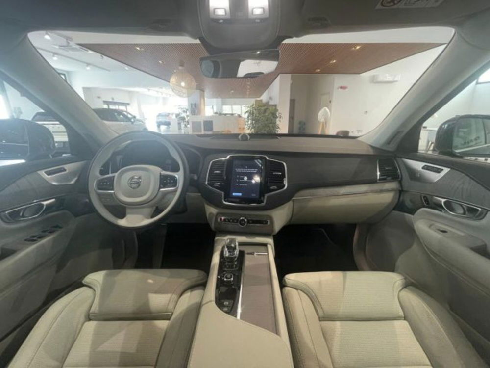 Volvo XC90 usata a Modena (10)