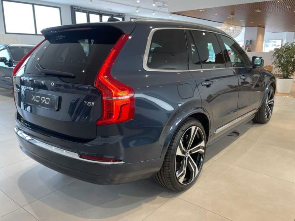 Volvo XC90 usata a Modena (7)