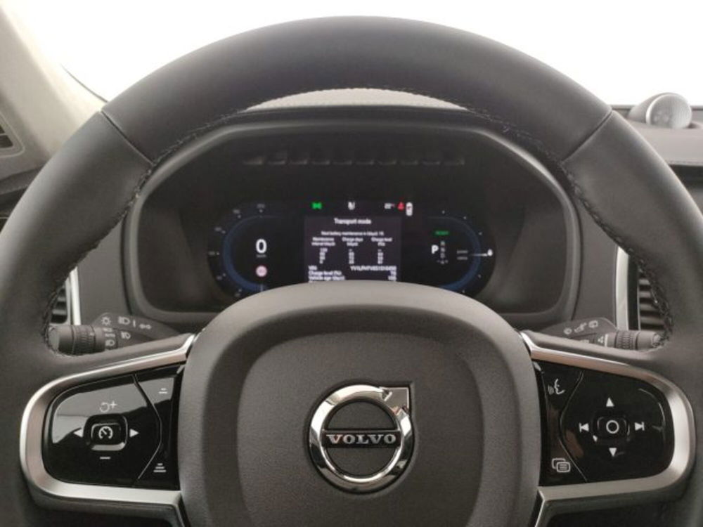 Volvo XC90 nuova a Modena (19)