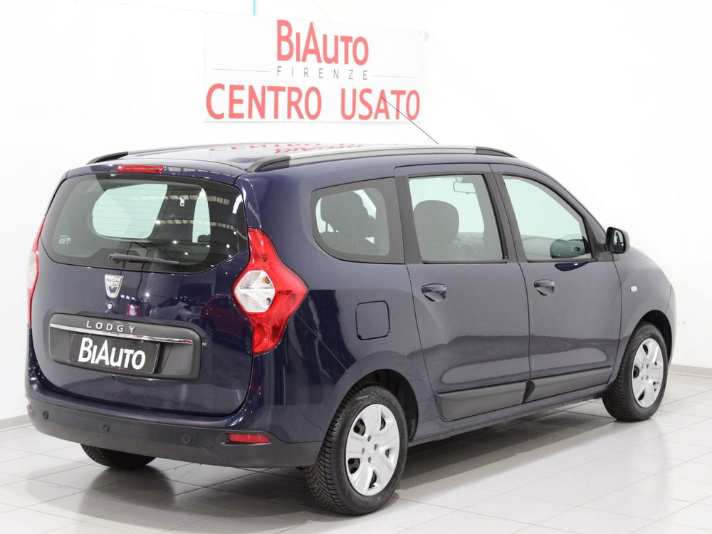 Dacia Lodgy usata a Firenze (18)