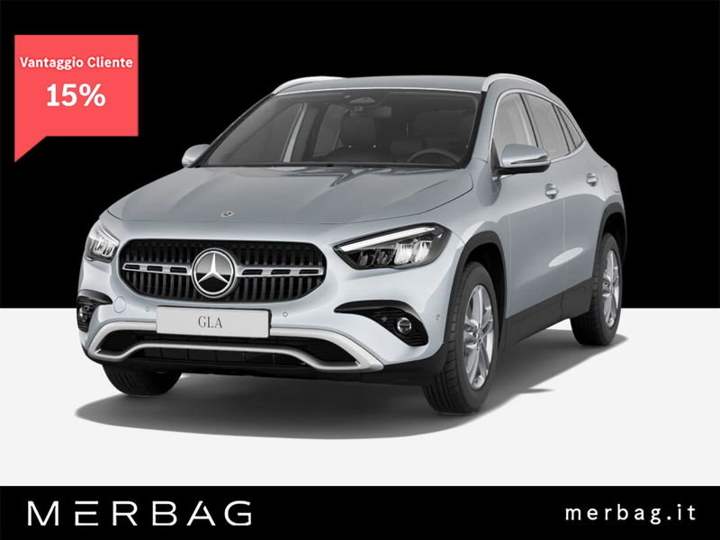 Mercedes-Benz GLA SUV 180 Automatic Premium nuova a Milano