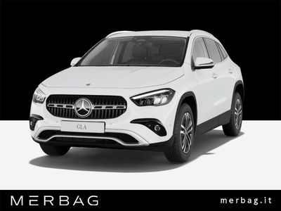 Mercedes-Benz GLA SUV 180 Advanced auto nuova a Milano