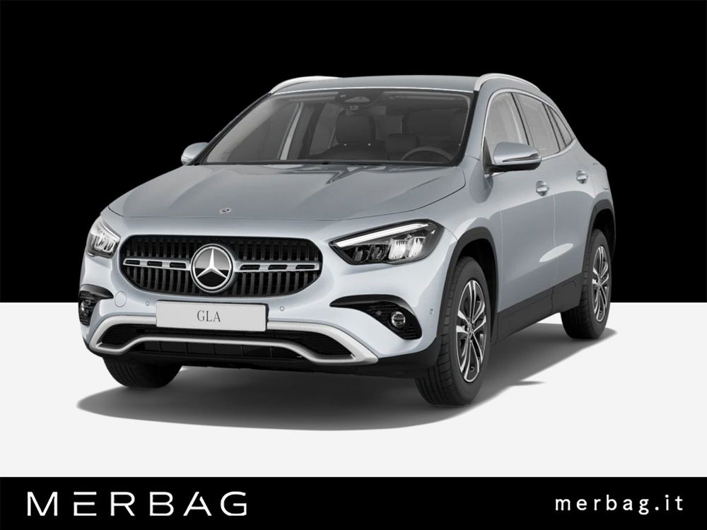 Mercedes-Benz GLA SUV nuova a Milano