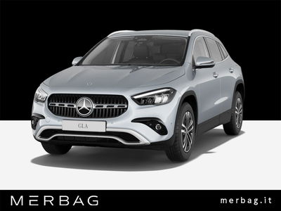 Mercedes-Benz GLA SUV 180 Advanced auto nuova a Milano