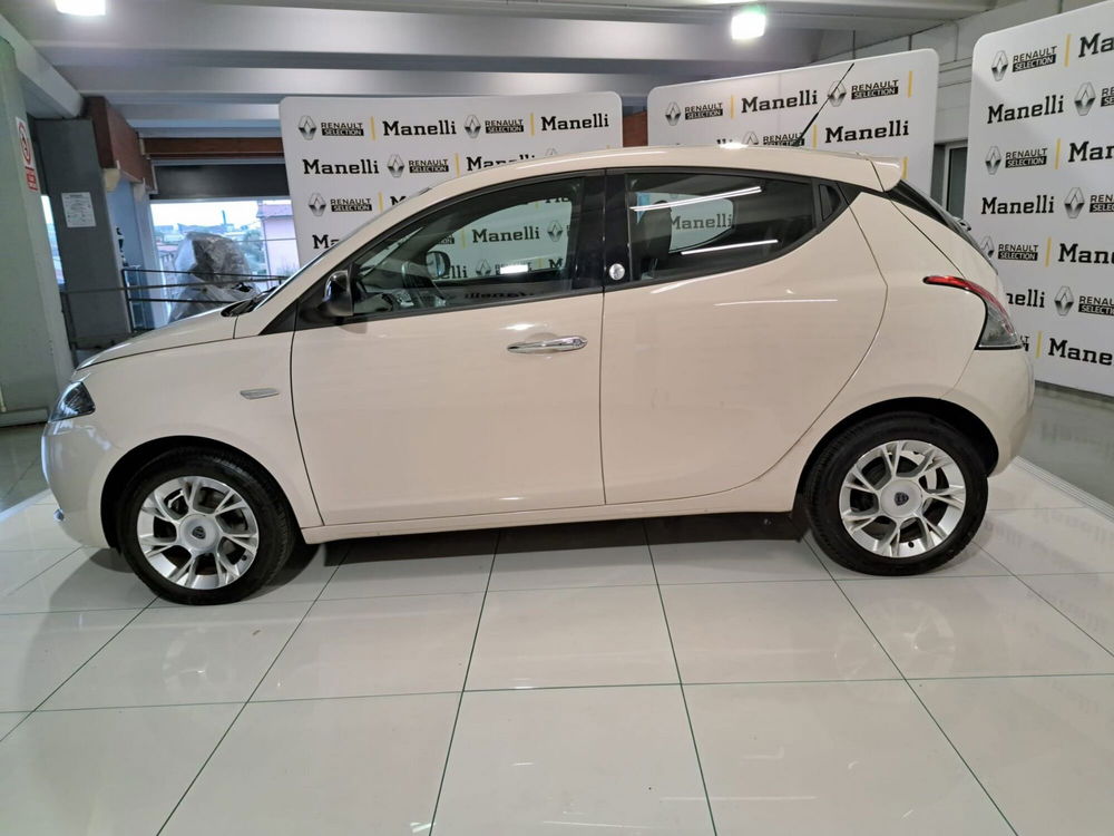 Lancia Ypsilon usata a Brescia (2)