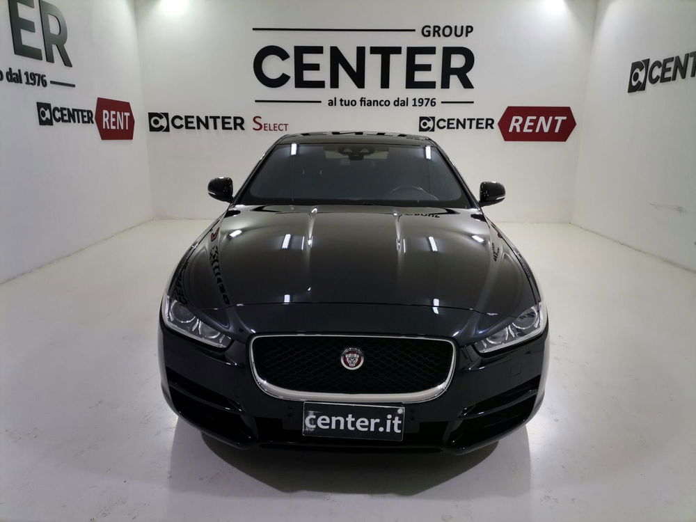 Jaguar XE usata a Salerno (2)