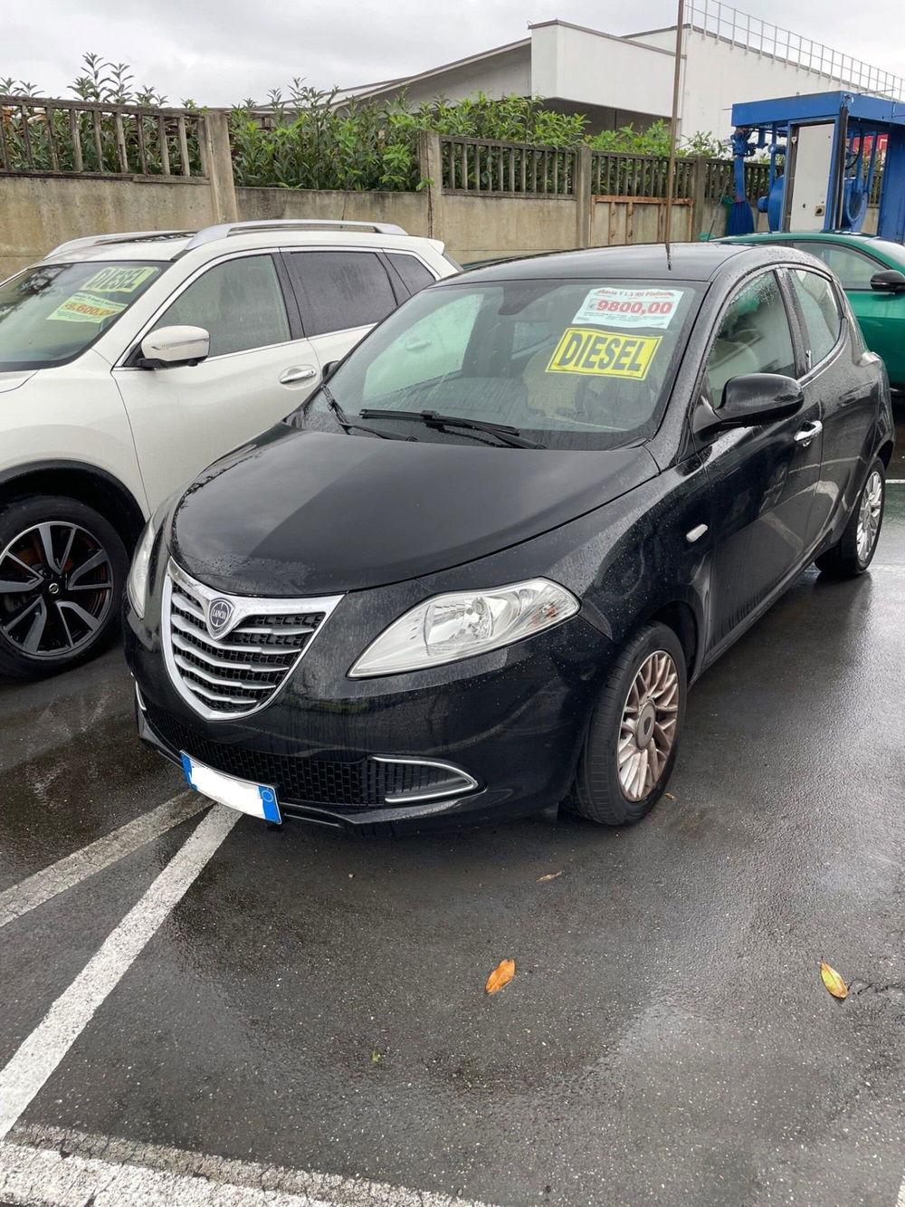 Lancia Ypsilon usata a Lucca