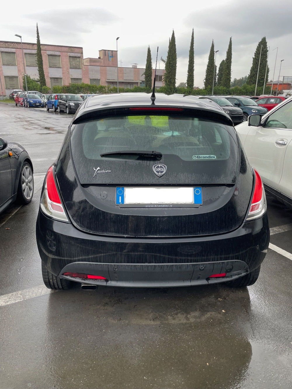 Lancia Ypsilon usata a Lucca (4)