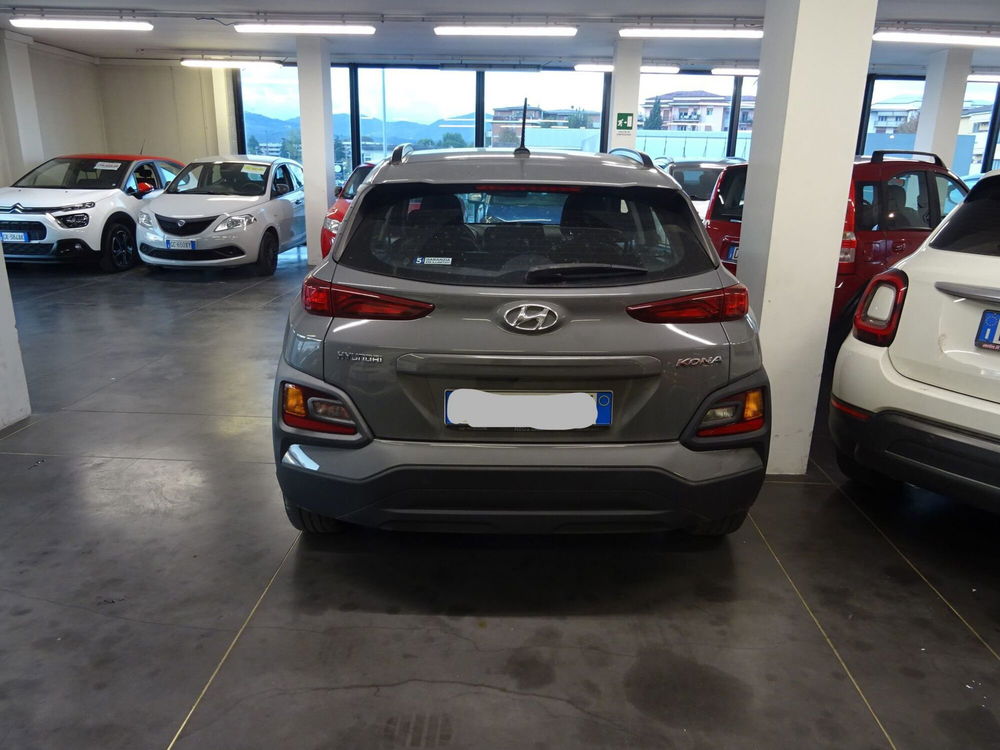 Hyundai Kona usata a Lucca (4)