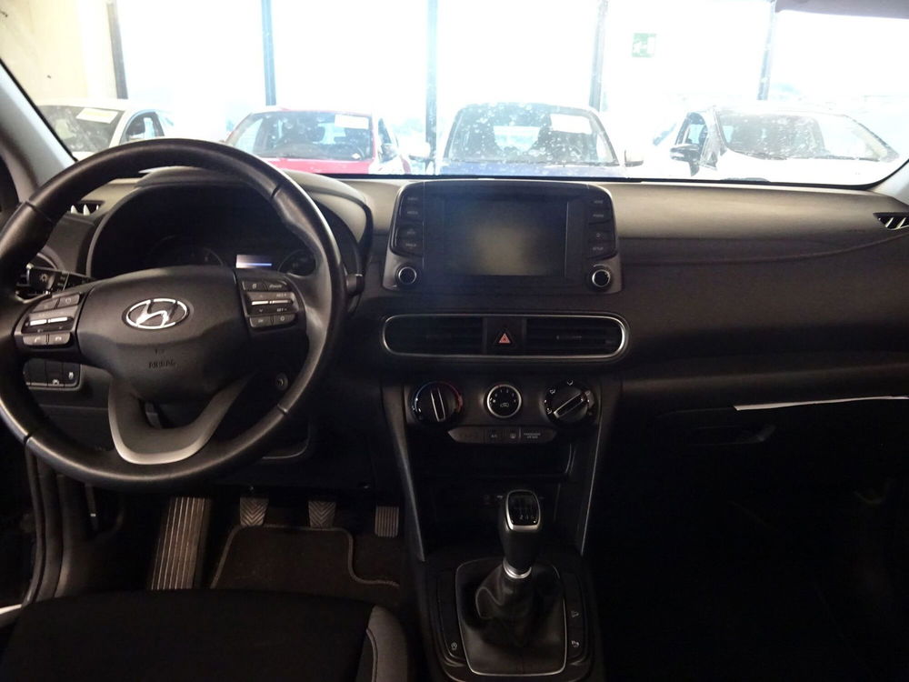 Hyundai Kona usata a Lucca (9)