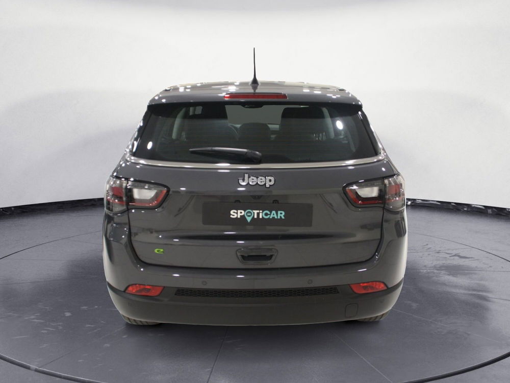 Jeep Compass nuova a Catania (4)