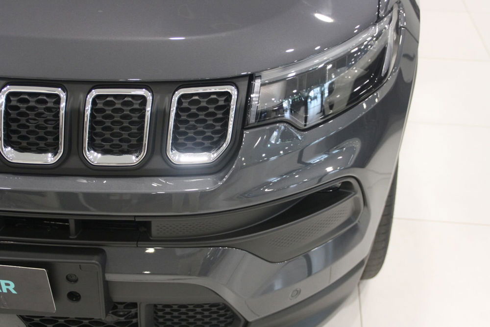 Jeep Compass nuova a Catania (6)