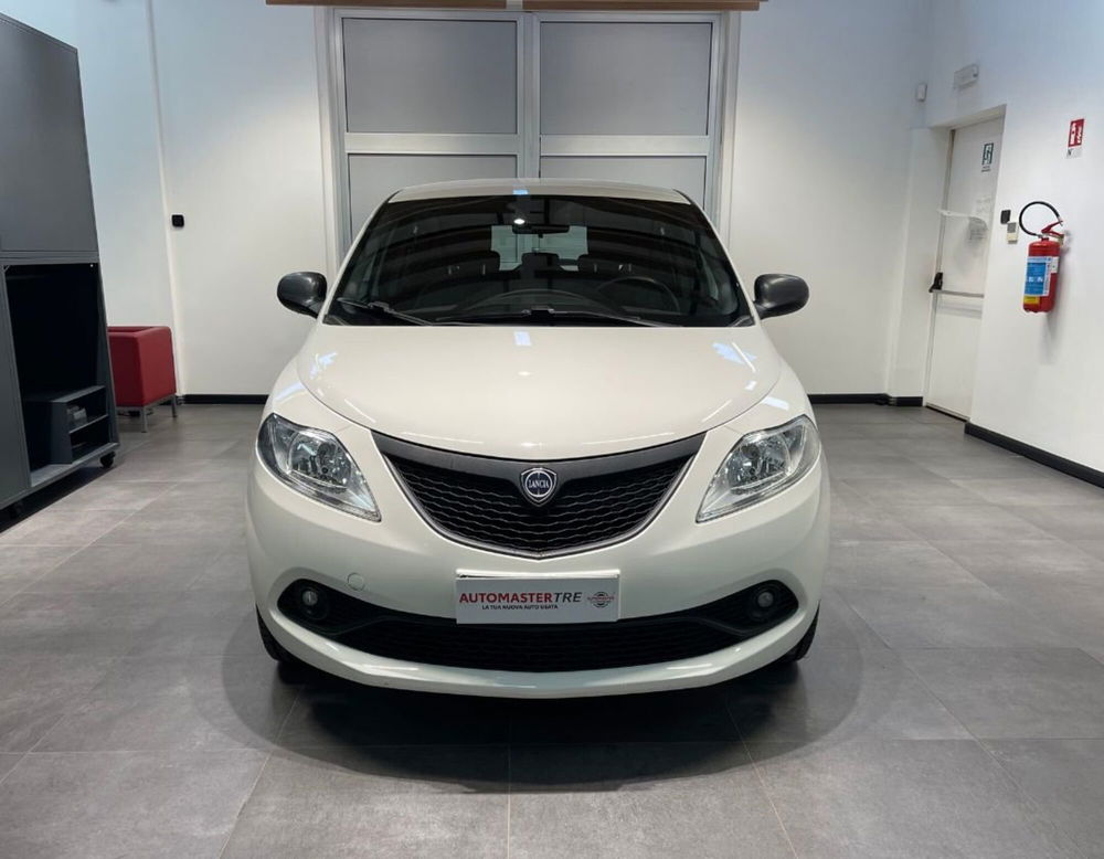 Lancia Ypsilon usata a Ferrara (3)