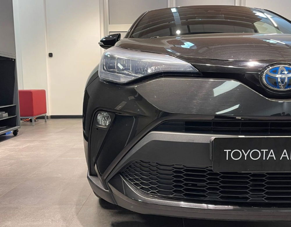 Toyota Toyota C-HR usata a Ferrara (16)