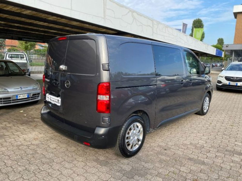 Opel Vivaro Furgone usata a Milano (4)