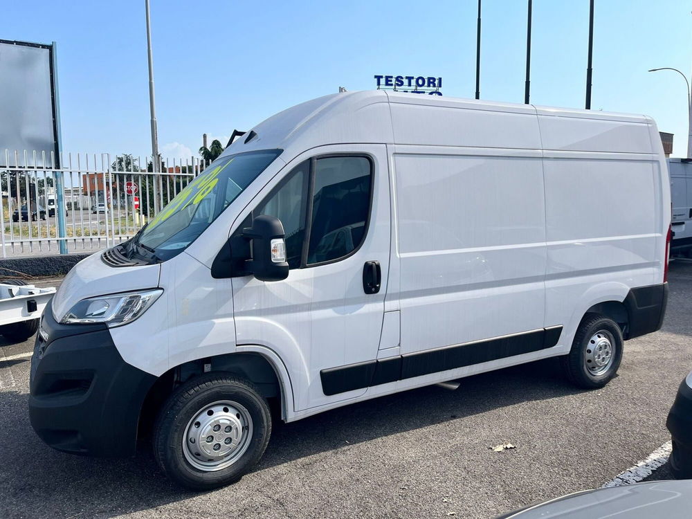 Opel Movano Furgone nuova a Milano (4)