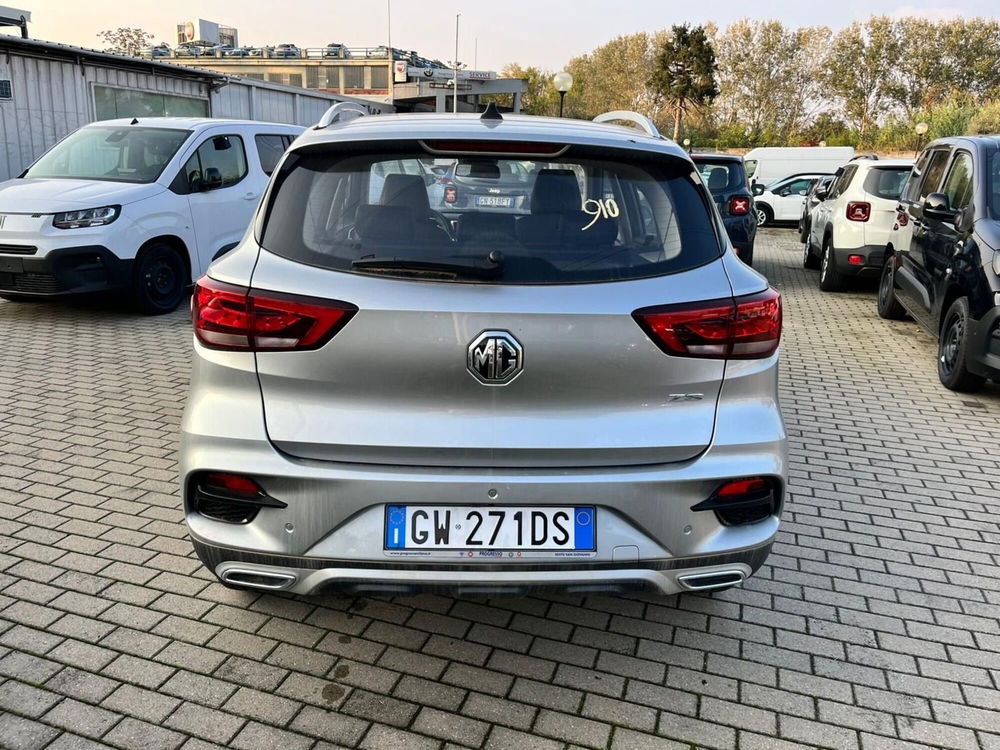 Mg ZS (2021-->) nuova a Milano (8)