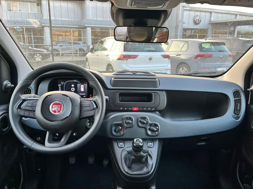 Fiat Panda Cross nuova a Milano (17)