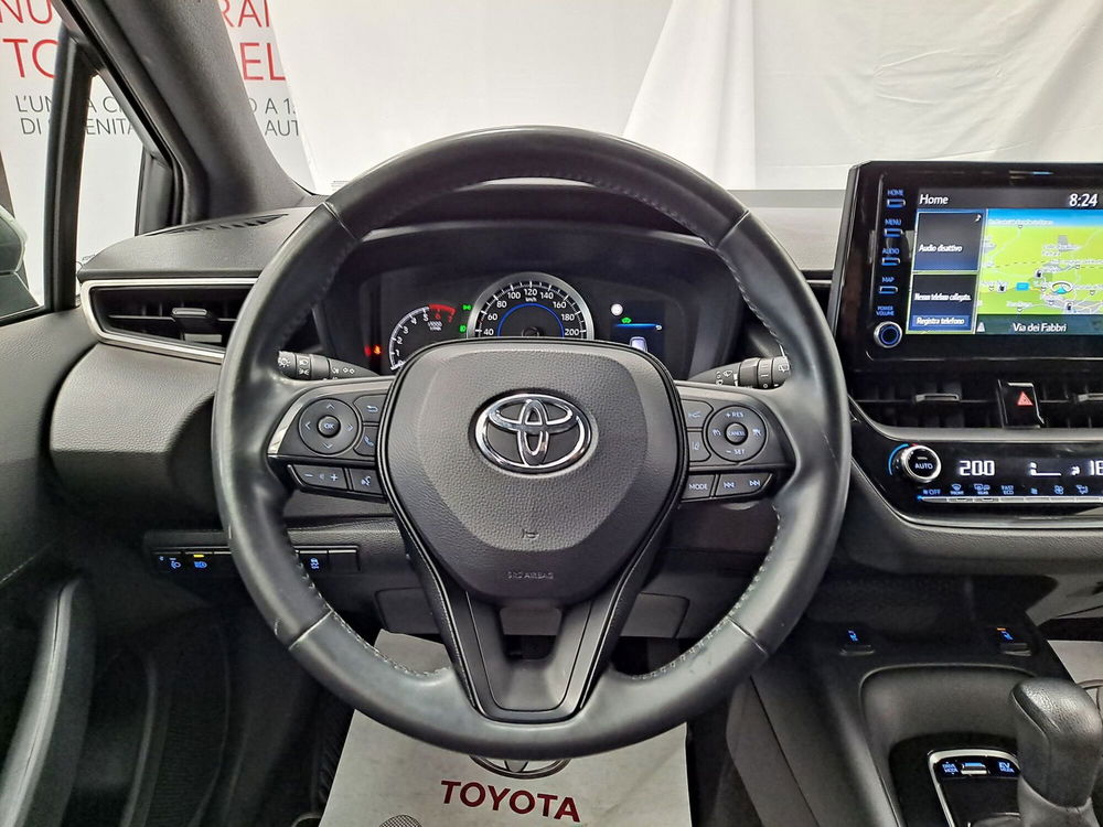 Toyota Corolla Touring Sports usata a Roma (13)