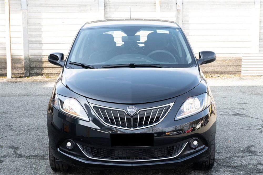 Lancia Ypsilon nuova a Torino (2)