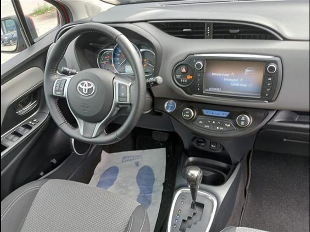 Toyota Yaris usata a Firenze (11)