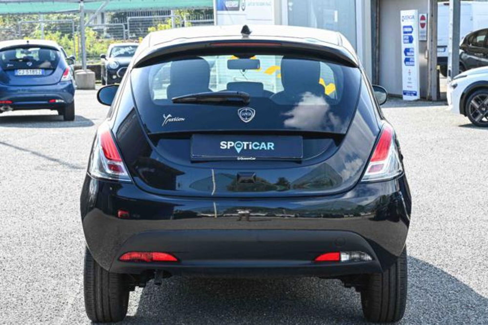 Lancia Ypsilon nuova a Torino (6)