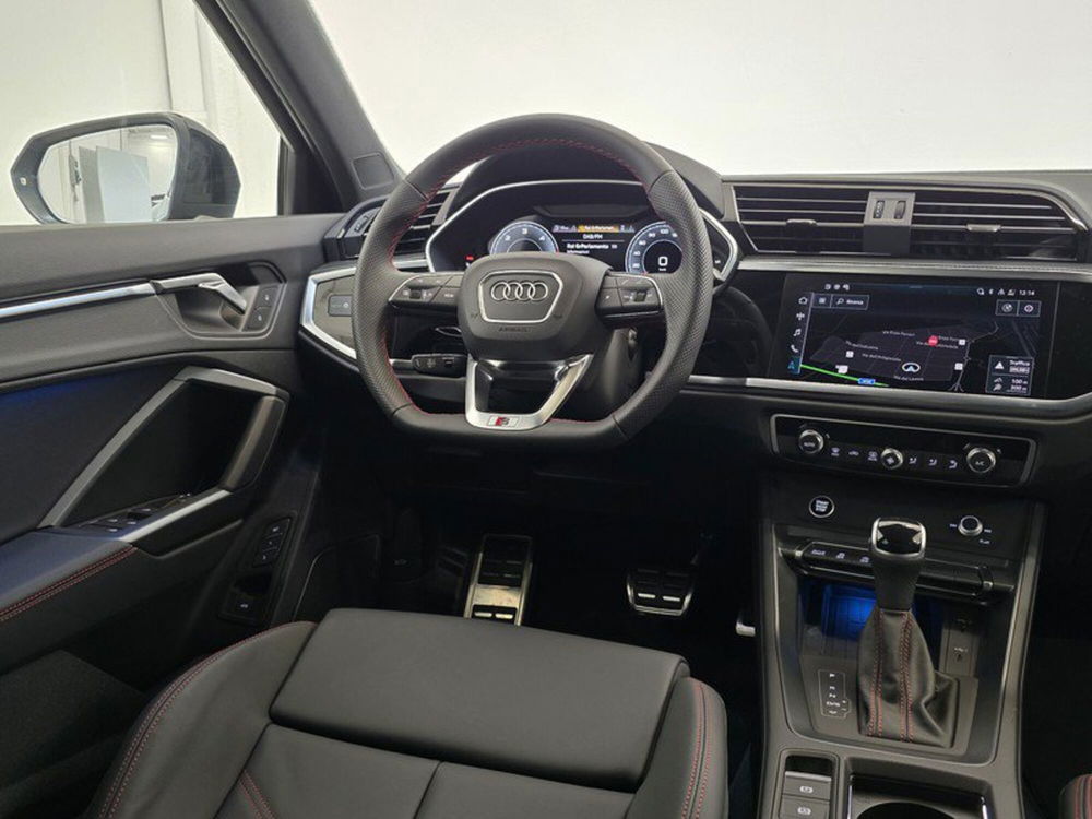 Audi Q3 Sportback nuova a Cuneo (11)