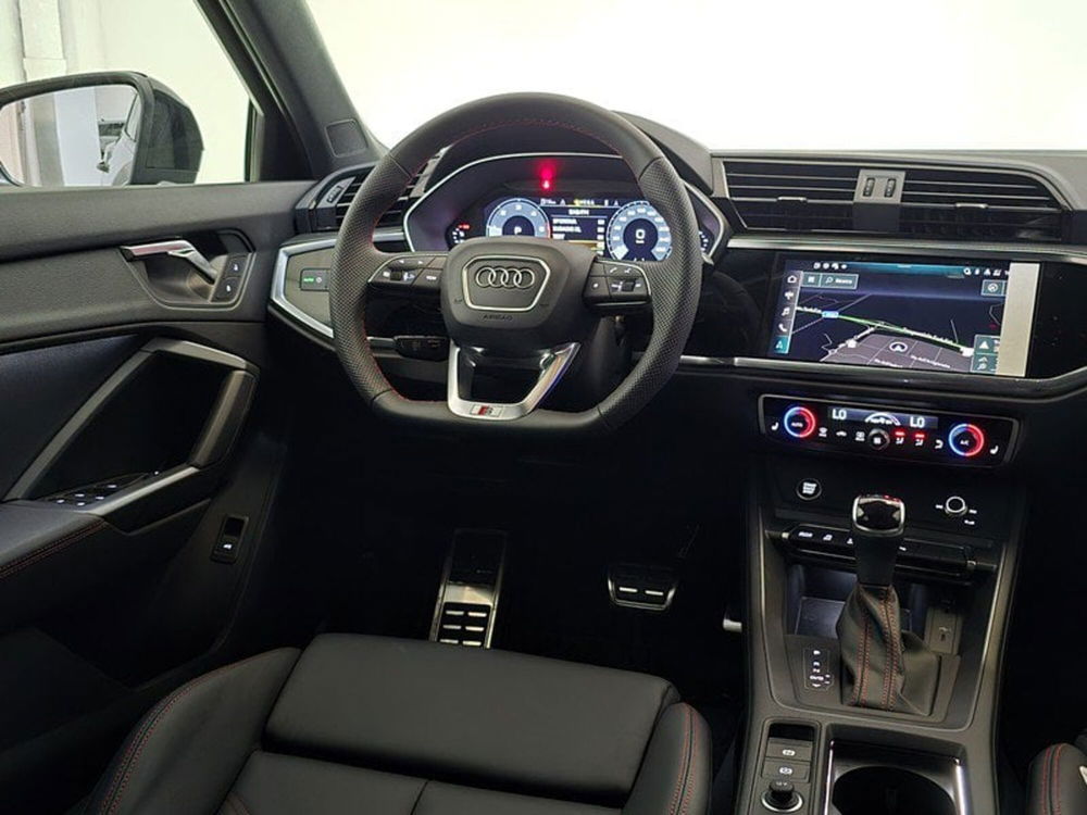 Audi Q3 Sportback nuova a Alessandria (11)