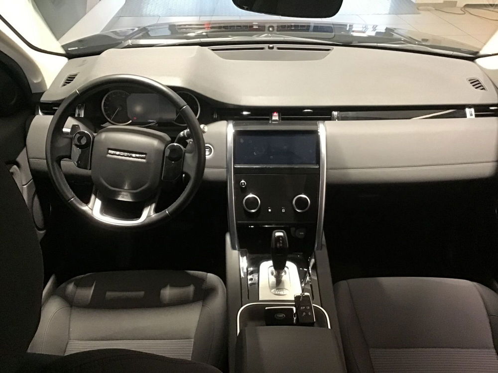 Land Rover Discovery Sport usata a Genova (9)