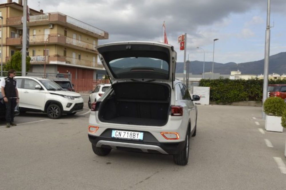 Volkswagen T-Roc usata a Latina (7)