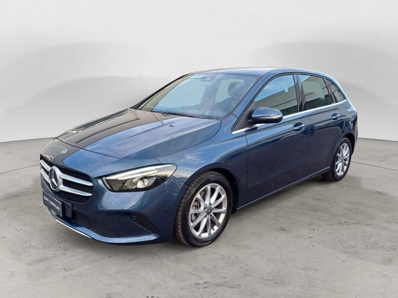 Mercedes-Benz Classe B 180 d Premium  del 2021 usata a Bari