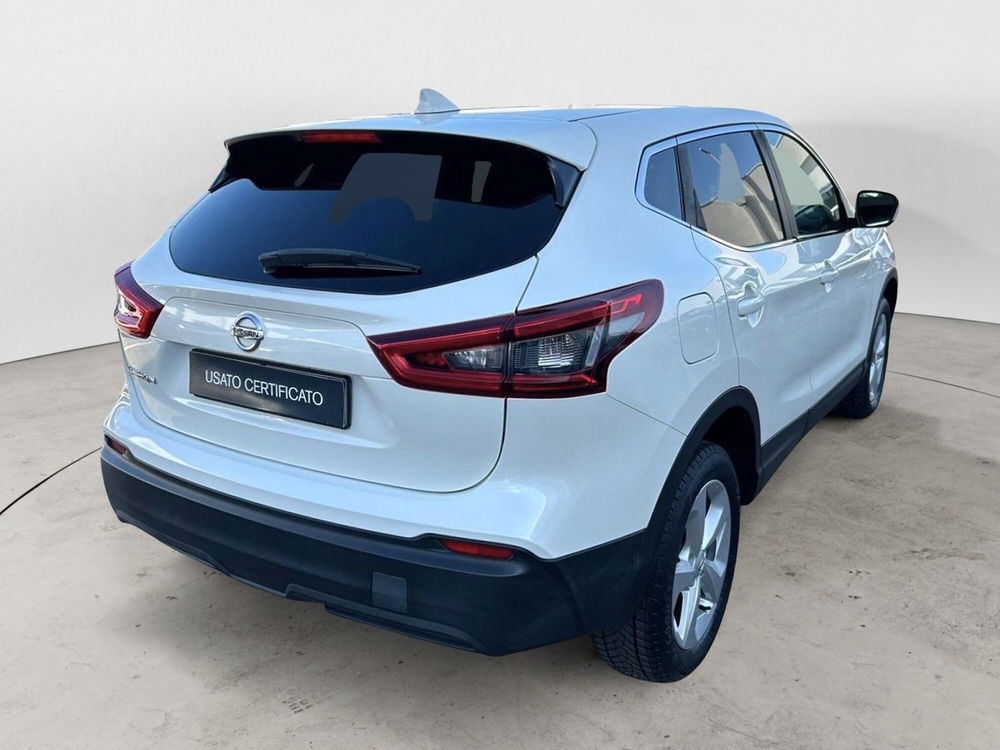 Nissan Qashqai usata a Bari (2)