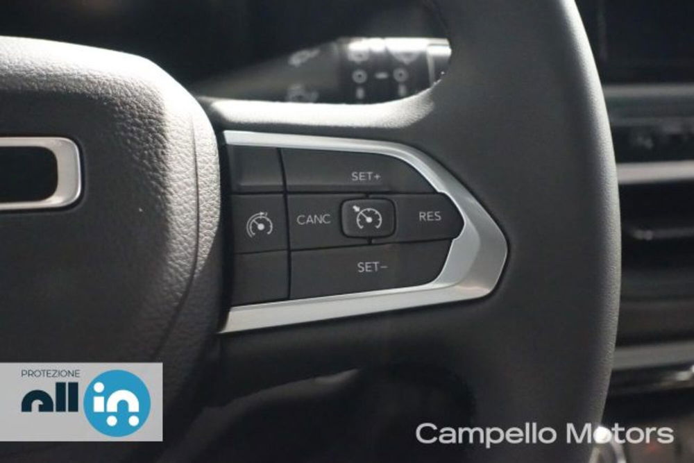 Jeep Compass nuova a Venezia (10)