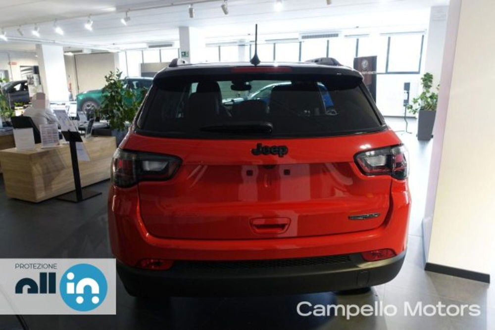 Jeep Compass nuova a Venezia (4)