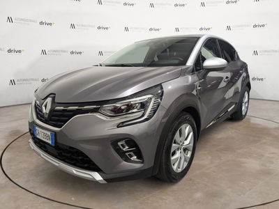 Renault Captur Full Hybrid E-Tech 145 CV Intens  del 2022 usata a Trento