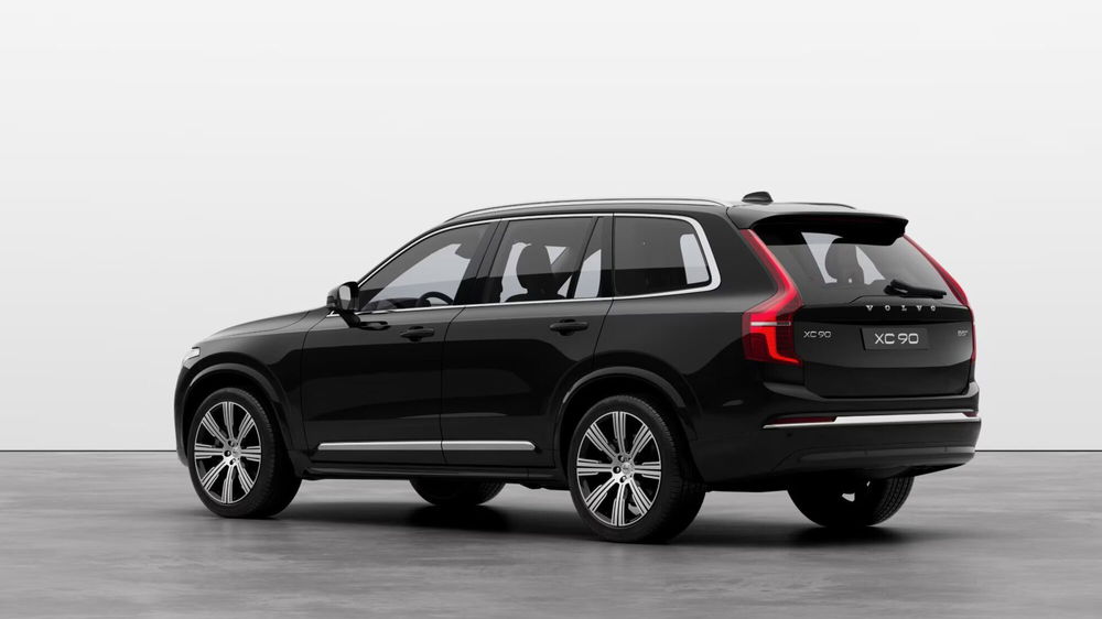 Volvo XC90 nuova a Como (2)