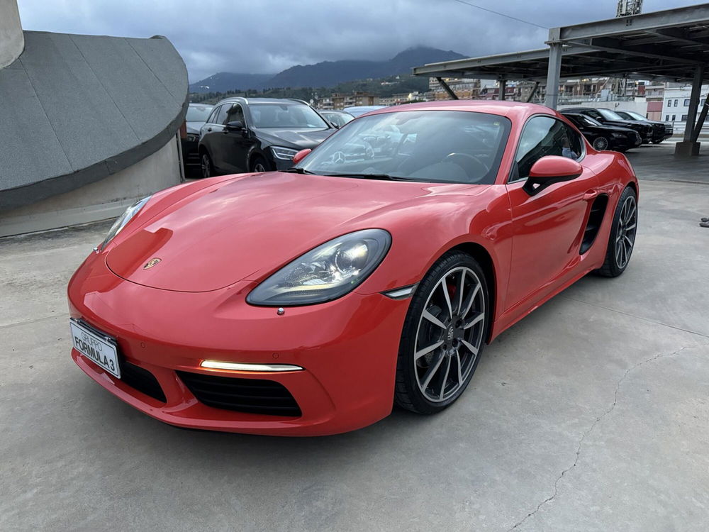 Porsche 718 Cayman  usata a Messina