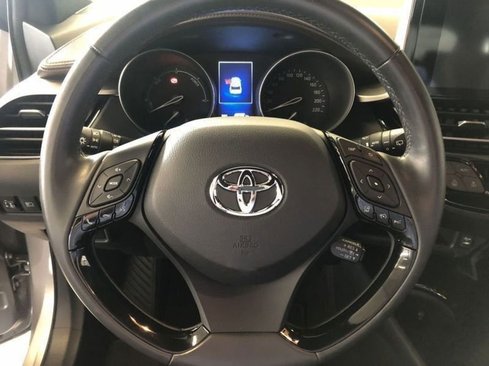 Toyota Toyota C-HR usata a Bergamo (15)