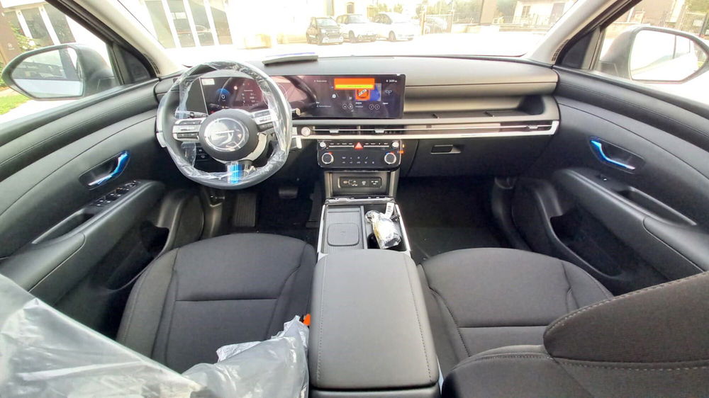 Hyundai Tucson nuova a Benevento (11)