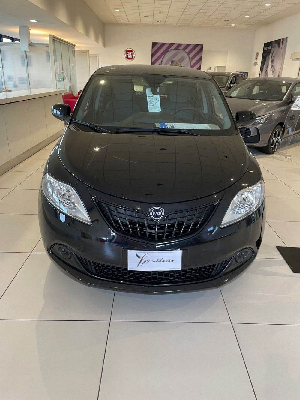 Lancia Ypsilon nuova a Lucca (2)