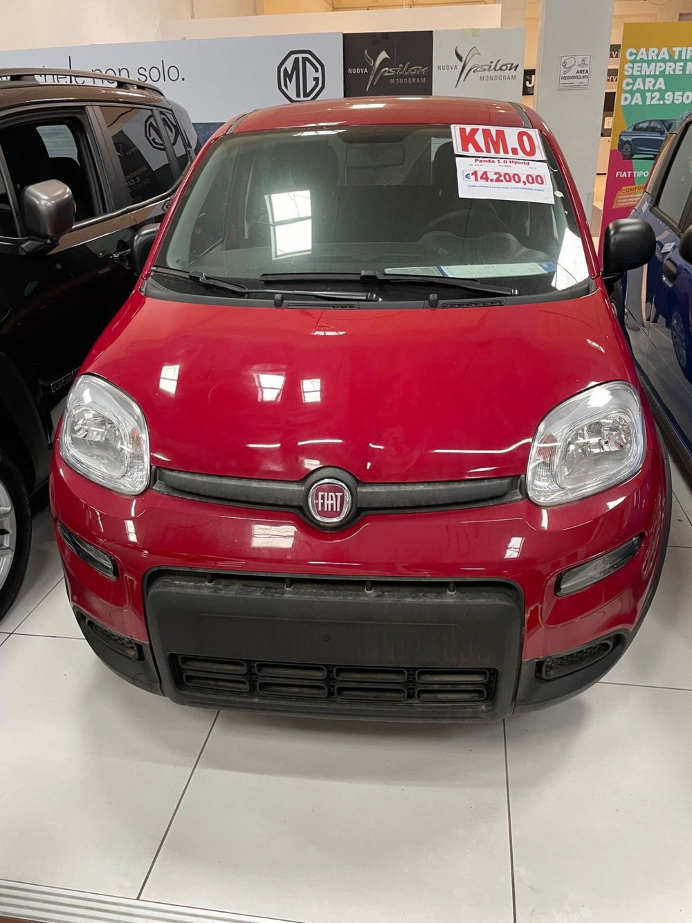 Fiat Panda Cross nuova a Lucca