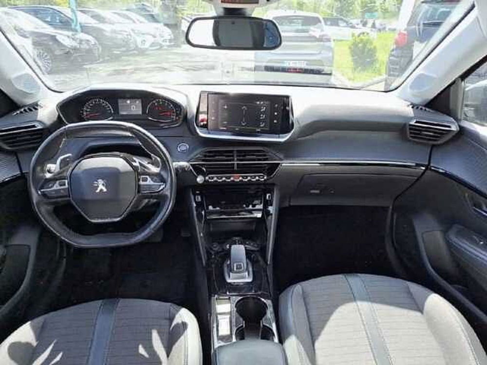 Peugeot 208 usata a Roma (7)