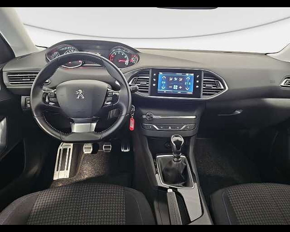 Peugeot 308 usata a Roma (6)