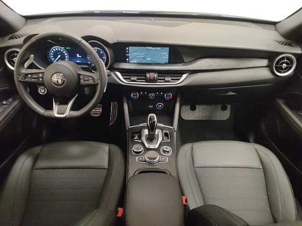 Alfa Romeo Stelvio usata a Teramo (16)